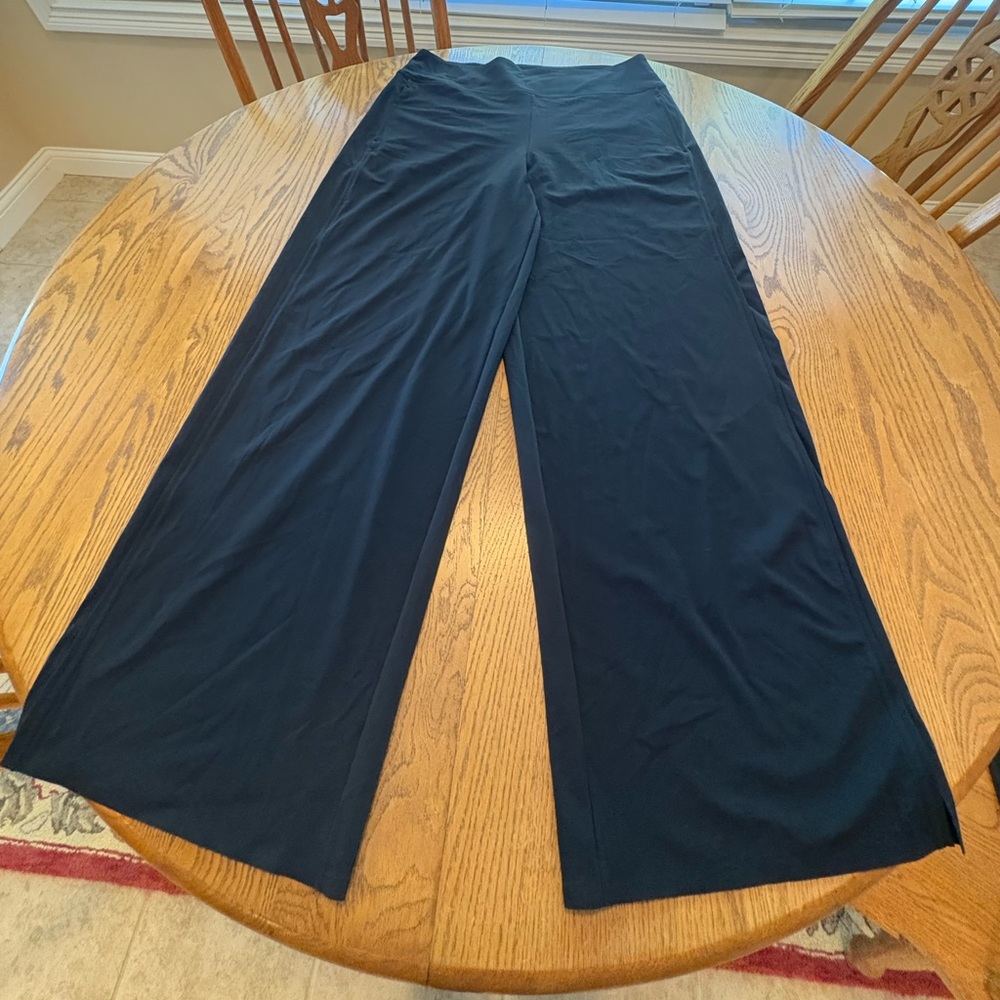 Athleta Wide Leg Hi Rise Pull On Pants Black Size 14